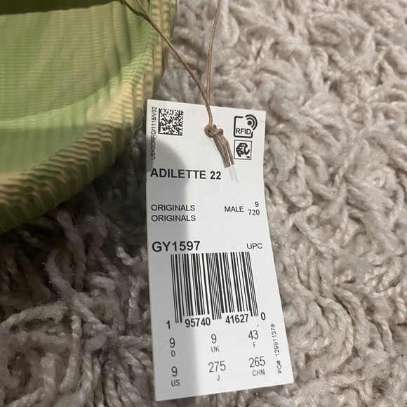 Adidas Adilette 22 Slides - Picture 3 of 4